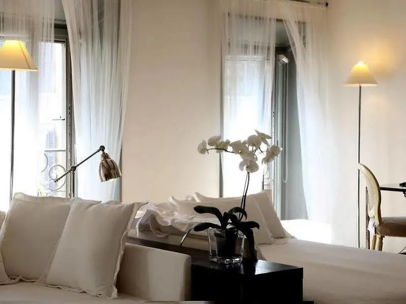 Antica Locanda Dei Mercanti Milan 4*,