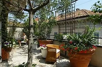 Antica Locanda Dei Mercanti Milan Hotel